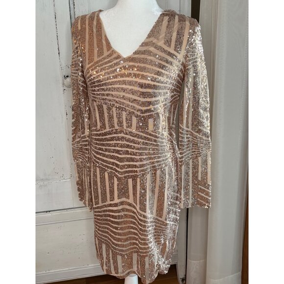Miss Ord Gold Sequin Bodycon V-Neck Mini Dress L Juniors NYE Hoco Party READ - Picture 8 of 16